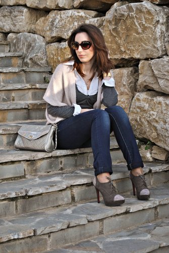 Wool vest & sparkle boots