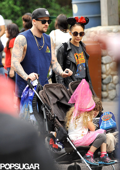 Nicole Richie and Joel Madden took their kids to Disneyland.
Nicole Richie and Joel Madden took their kids to Disneyland.