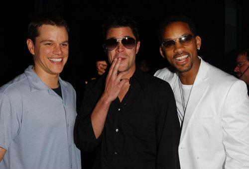 Matt Damon, Johnny Knoxville, and Will Smith joked around backstage in 2002.
Matt Damon, Johnny Knoxville, and Will Smith joked around backstage in 2002.