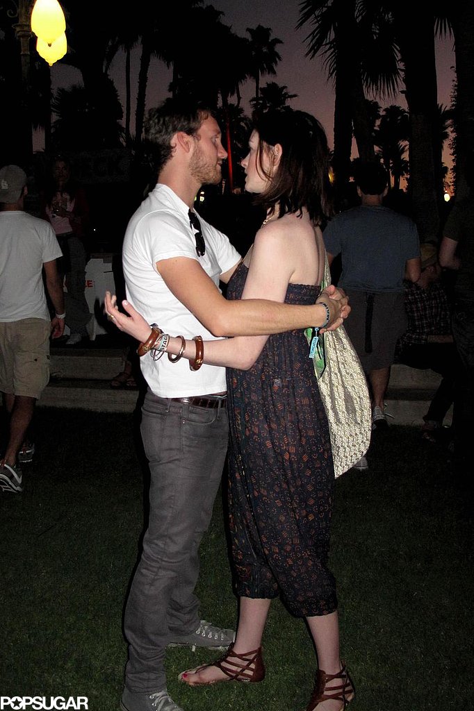 Anne Hathaway and Adam Shulman were face to face after the sun went down in 2009.
Anne Hathaway and Adam Shulman were face to face after the sun went down in 2009.