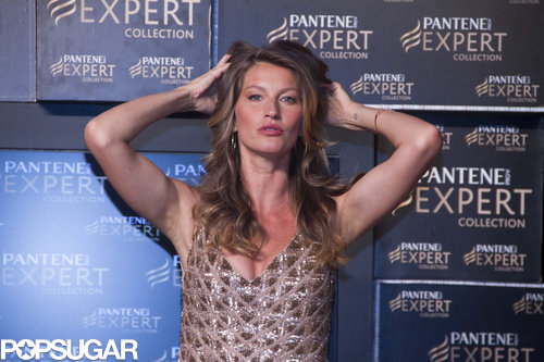 Gisele Bündchen played with her hair at a photocall promotion for Pantene Expert.
Gisele Bündchen played with her hair at a photocall promotion for Pantene Expert.