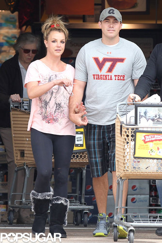 Britney Spears Shows PDA With Her New Guy Britney Spears Shows PDA With Her New Guy