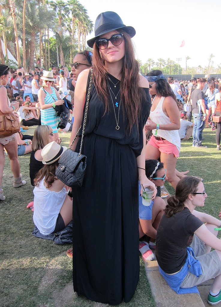 We love how this concert attendee dressed up her simple black maxi dress with a sleek Chanel bag and pretty jewels.
Source: Chi Diem Chau
We love how this concert attendee dressed up her simple black maxi dress with a sleek Chanel bag and pretty jewels.
Source: Chi Diem Chau