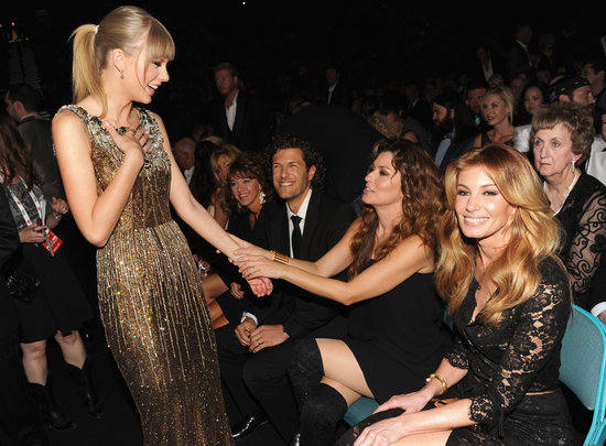 Taylor Swift chatted with Shania Twain at the ACM Awards.
Taylor Swift chatted with Shania Twain at the ACM Awards.