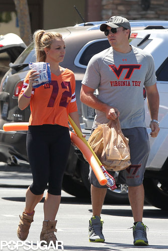 Britney Spears Shows Team Spirit While Shopping With David Britney Spears Shows Team Spirit While Shopping With David
