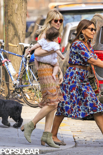 Sienna Miller Shows Love For Marlowe in NYC Sienna Miller Shows Love For Marlowe in NYC