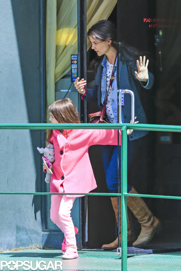 Katie Holmes and Suri Have a Belated Birthday Spa Outing Katie Holmes and Suri Have a Belated Birthday Spa Outing
