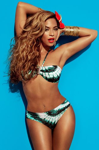 H&M revealed the sexy bikini shots of Beyoncé from their new Summer campaign in April, after shooting the ads during a trip to the Bahamas in January.
H&M revealed the sexy bikini shots of Beyoncé from their new Summer campaign in April, after shooting the ads during a trip to the Bahamas in January.