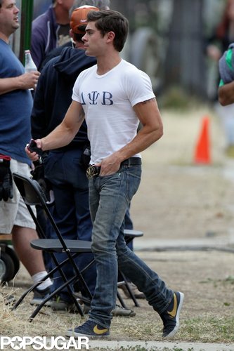 Zac Efron Rocks a Tight T-Shirt and a Tattoo For Townies Zac Efron Rocks a Tight T-Shirt and a Tattoo For Townies