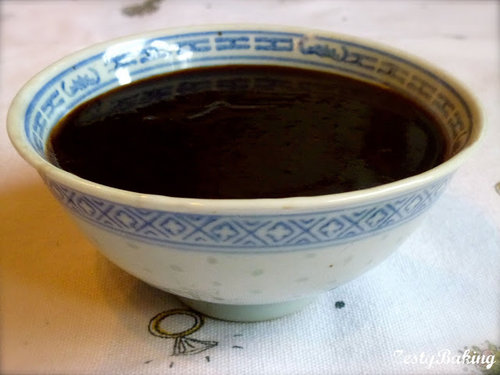 Date & Tamarind Chutney (Khajur Amli Ni Chutney) | ZestyBaking