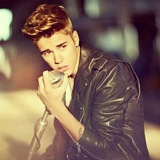 Best Funny Celebrity Tweets: Justin Bieber, Kelly Oxford