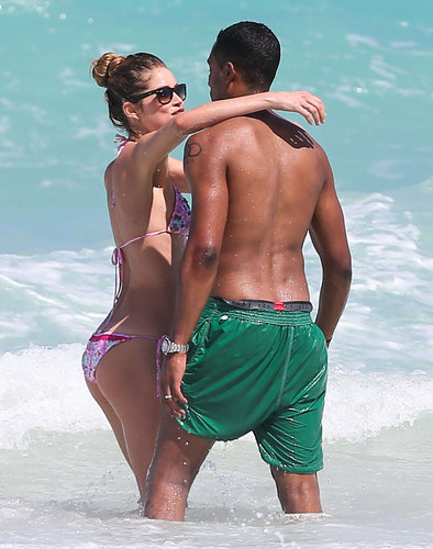 Doutzen Dons a Bikini For a Playful PDA Session With Sunnery Doutzen Dons a Bikini For a Playful PDA Session With Sunnery