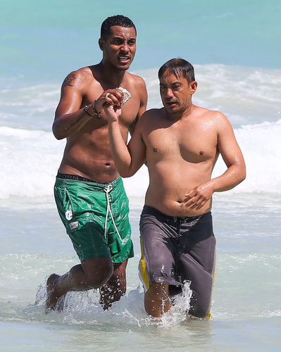 Doutzen Dons a Bikini For a Playful PDA Session With Sunnery Doutzen Dons a Bikini For a Playful PDA Session With Sunnery