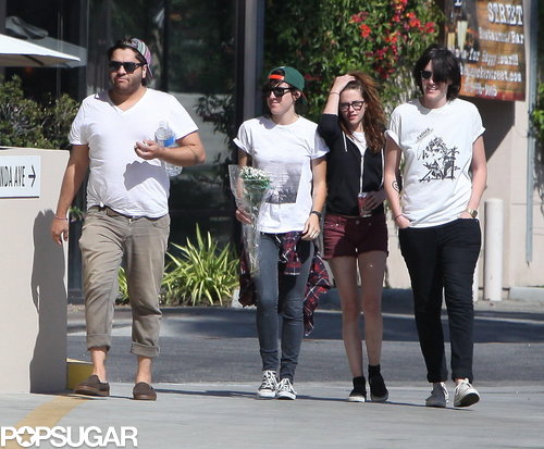 Kristen Surrounds Herself With Friends While Rob Parties in NYC Kristen Surrounds Herself With Friends While Rob Parties in NYC