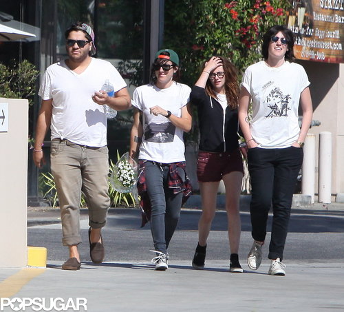 Kristen Surrounds Herself With Friends While Rob Parties in NYC Kristen Surrounds Herself With Friends While Rob Parties in NYC