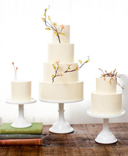 Basic cakes are anything but boring when they are topped with lovely branches like these.
Photo by Jen Huang Photography via Style Me Pretty
Basic cakes are anything but boring when they are topped with lovely branches like these.
Photo by Jen Huang Photography via Style Me Pretty