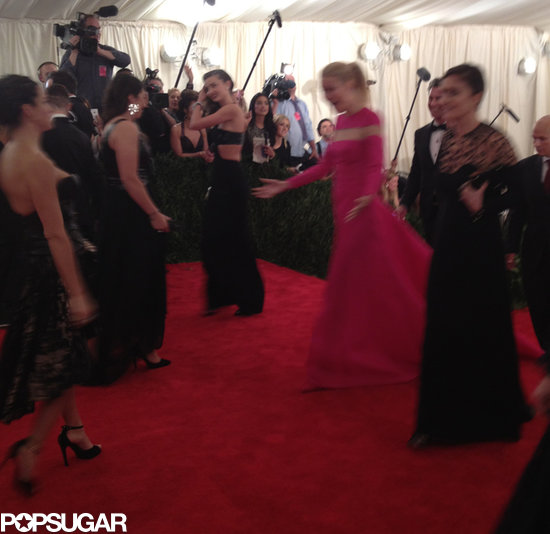 Gwyneth Paltrow greeted pal Jessica Seinfeld with open arms.
Gwyneth Paltrow greeted pal Jessica Seinfeld with open arms.