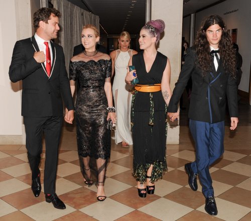 Diane Kruger and Joshua Jackson made a couples entrance with Kelly Osbourne and Matthew Mosshart.
Source: Billy Farrell/BFANYC.com
Diane Kruger and Joshua Jackson made a couples entrance with Kelly Osbourne and Matthew Mosshart.
Source: Billy Farrell/BFANYC.com