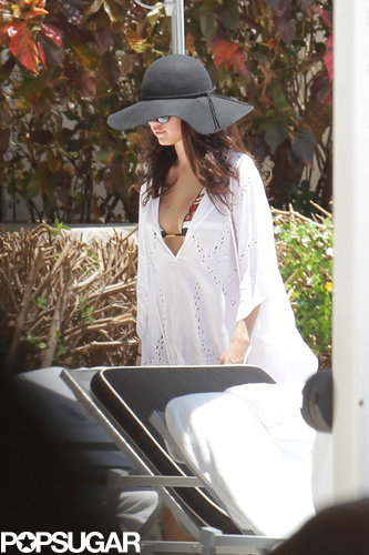 Selena Gomez Breaks For Bikini Time in Miami Selena Gomez Breaks For Bikini Time in Miami