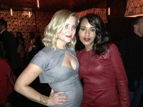 Jessica Capshaw and Kerry Washington posed together at the ABC upfront event.
Source: Twitter user shondarhimes
Jessica Capshaw and Kerry Washington posed together at the ABC upfront event.
Source: Twitter user shondarhimes