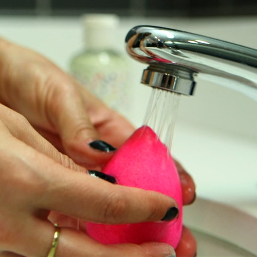 How To Use a Makeup Sponge