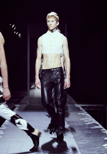 A look from the JW Anderson for Versus collection.
Photo courtesy of Versace
A look from the JW Anderson for Versus collection.
Photo courtesy of Versace