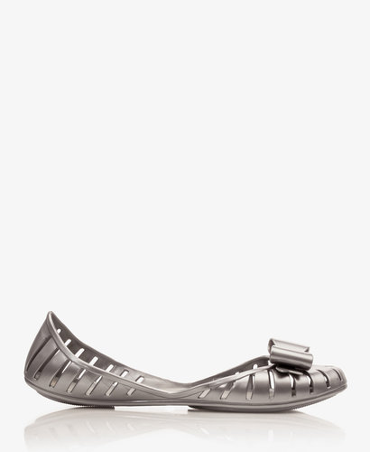 FOREVER 21 Mel for Forever 21 Metallic Cutout Jellies