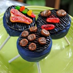 Memorial Day Cupcakes and Cake Pops