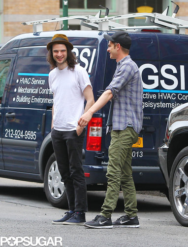 Brits and the City! Andrew Garfield Teams Up With Tom Sturridge Brits and the City! Andrew Garfield Teams Up With Tom Sturridge