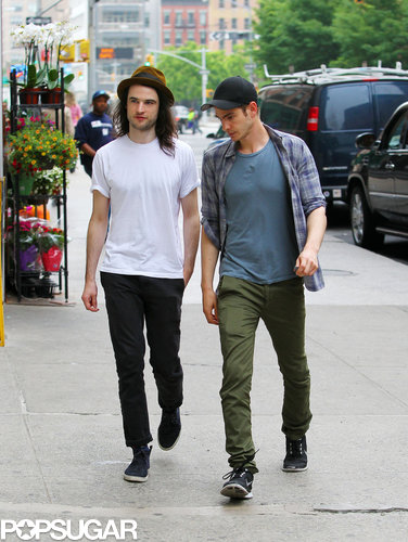 Brits and the City! Andrew Garfield Teams Up With Tom Sturridge Brits and the City! Andrew Garfield Teams Up With Tom Sturridge