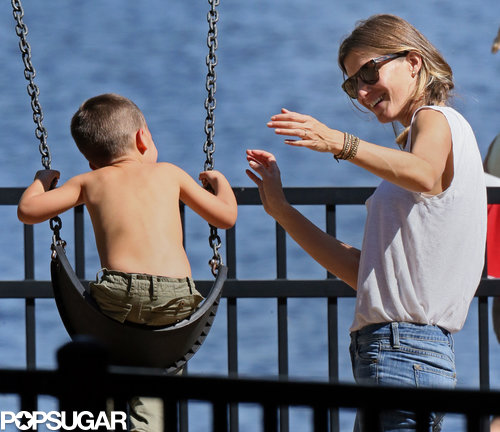 Gisele Bündchen spent time at the park with her kids on Sunday in Boston.
Gisele Bündchen spent time at the park with her kids on Sunday in Boston.
