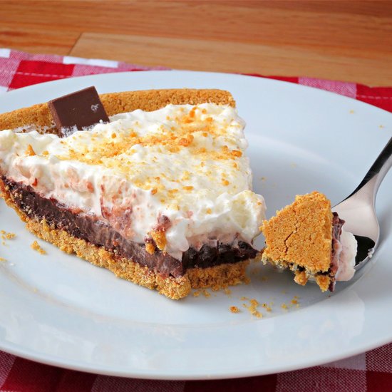 Easy Creamy S'more Pie Easy Creamy S'more Pie