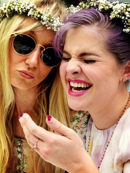 Kelly Osbourne snapped a pic of herself and Kimberly Stewart having a laugh at Kim Kardashian's baby shower.
Source: Twitter user MissKellyO
Kelly Osbourne snapped a pic of herself and Kimberly Stewart having a laugh at Kim Kardashian's baby shower.
Source: Twitter user MissKellyO