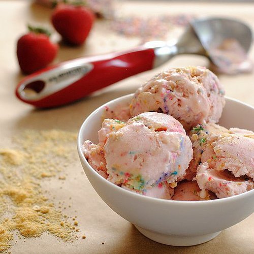 Strawberry Pop-Tart Ice Cream Strawberry Pop-Tart Ice Cream
