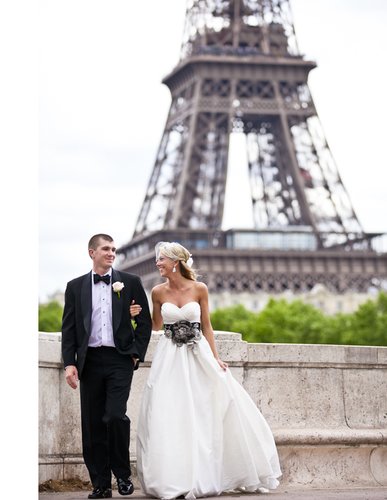 The Location
Photo by One and Only Paris Photography via Wedding Chicks
The Location
Photo by One and Only Paris Photography via Wedding Chicks