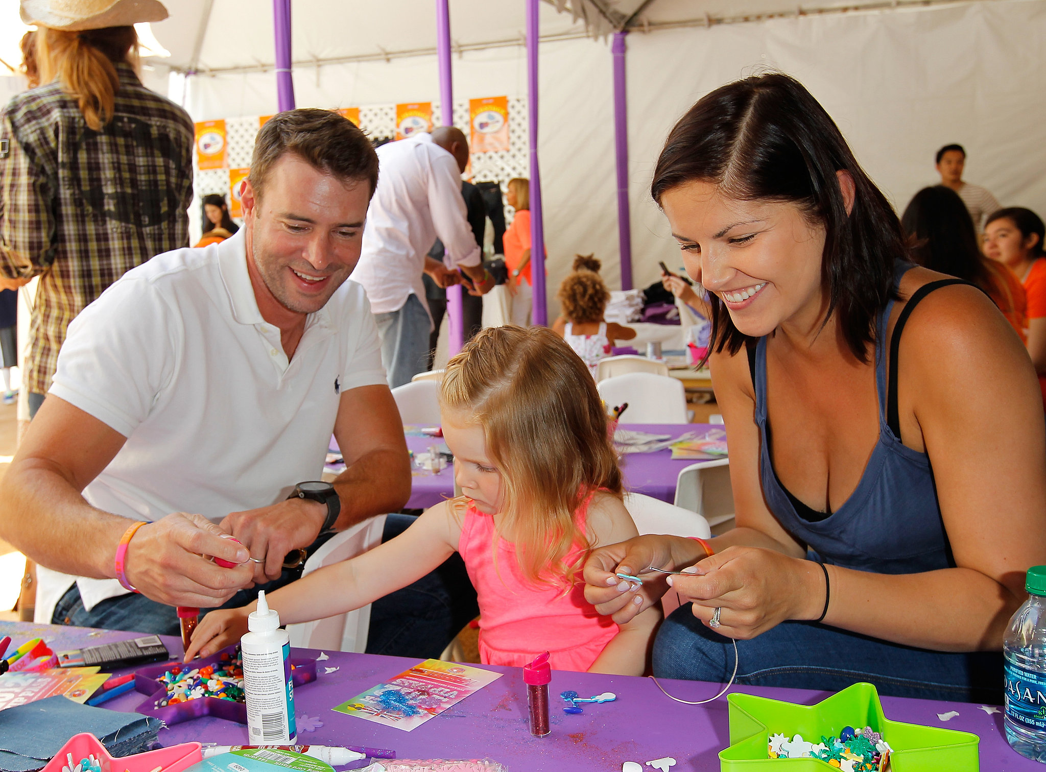 Scott Foley and wife Marika Dominczyk helped their daughter, Marley