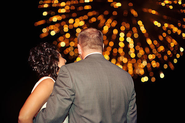 Explosive light dazzled the wedded couple at their wedding in Puerto Vallarta, Mexico.
Photo by Elizabeth Lloyd via Style Me Pretty
Explosive light dazzled the wedded couple at their wedding in Puerto Vallarta, Mexico.
Photo by Elizabeth Lloyd via Style Me Pretty