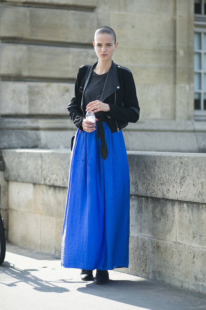 The proof that black and blue were made to wear together.
Source: Le 21ème | Adam Katz Sinding
The proof that black and blue were made to wear together.
Source: Le 21ème | Adam Katz Sinding