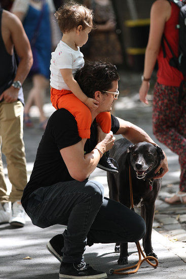 Orlando Bloom and Flynn stepped out with their dog on Sunday.
Orlando Bloom and Flynn stepped out with their dog on Sunday.