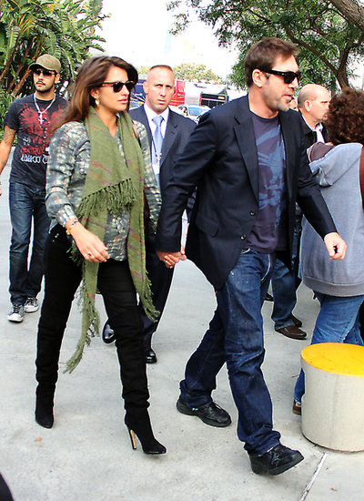 Penélope Cruz held hands with Javier Bardem during a December 2010 stop in LA.
Penélope Cruz held hands with Javier Bardem during a December 2010 stop in LA.