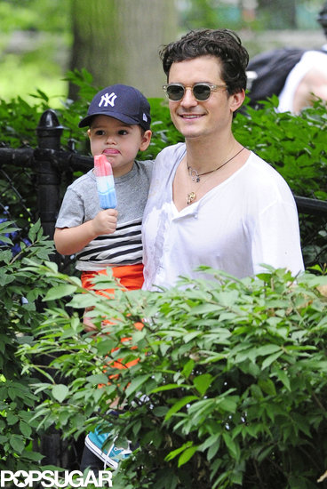 Orlando Bloom Grabs a Sweet Treat With Flynn Orlando Bloom Grabs a Sweet Treat With Flynn