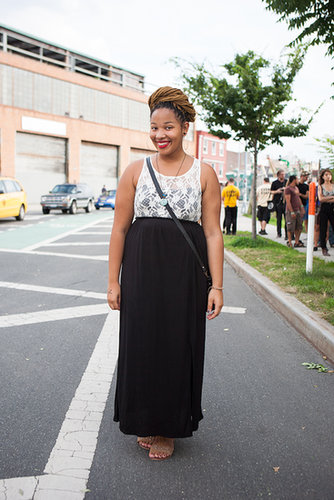Just a little lace works wonders on a basic Summer style.
Source: Laura June Kirsch
Just a little lace works wonders on a basic Summer style.
Source: Laura June Kirsch