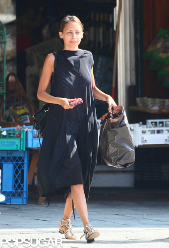 Nicole Richie did some shopping around town during her trip to Portofino, Italy.
Nicole Richie did some shopping around town during her trip to Portofino, Italy.
