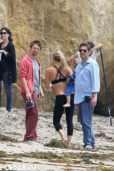 Kate Hudson was accompanied by her fiancé, Matthew Bellamy, and son Bingham Bellamy on the beach.
Kate Hudson was accompanied by her fiancé, Matthew Bellamy, and son Bingham Bellamy on the beach.