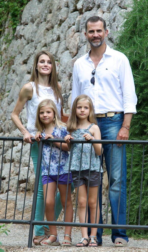 Royal Tourists Royal Tourists
