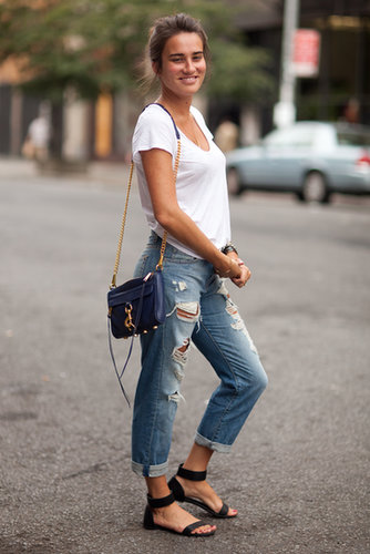 Don't underestimate boyfriend jeans and a pair of your favorite sandals.
Source: Le 21ème | Adam Katz Sinding
Don't underestimate boyfriend jeans and a pair of your favorite sandals.
Source: Le 21ème | Adam Katz Sinding