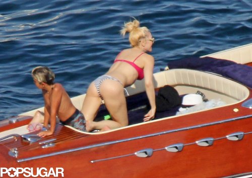 Gwen Stefani Stays Glam as Gavin Rossdale Goes Shirtless Gwen Stefani Stays Glam as Gavin Rossdale Goes Shirtless