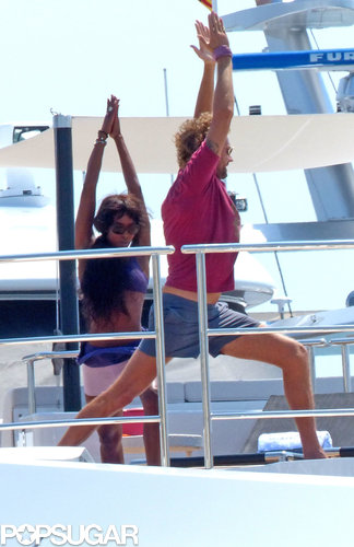 Good to Know: Naomi Campbell and Adrien Brody Are Yoga Buddies Good to Know: Naomi Campbell and Adrien Brody Are Yoga Buddies