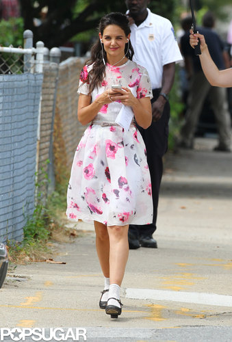 Katie Holmes Is a Dancing Machine on Set! Katie Holmes Is a Dancing Machine on Set!