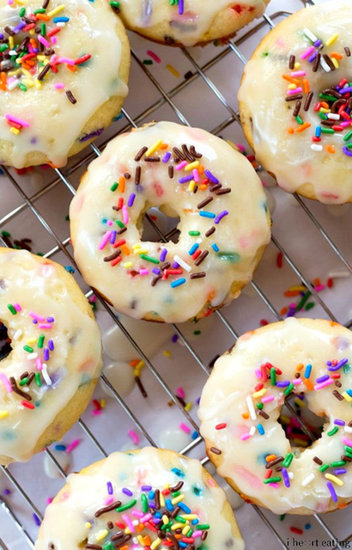 Baked Funfetti Doughnuts Baked Funfetti Doughnuts